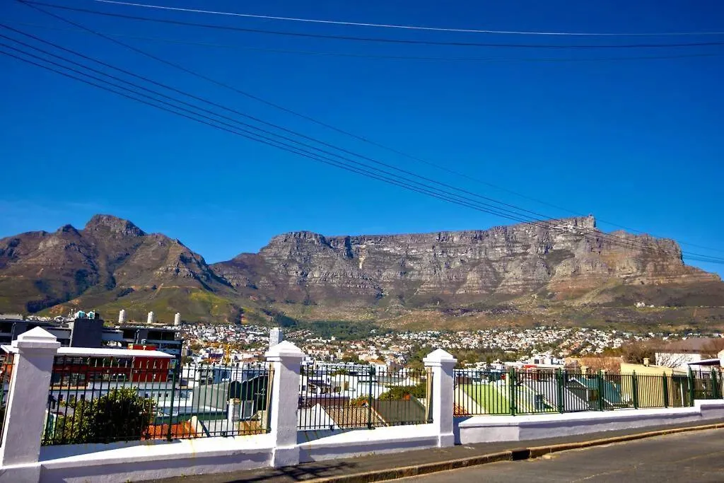 The Dolls House Villa Cape Town 0*,
